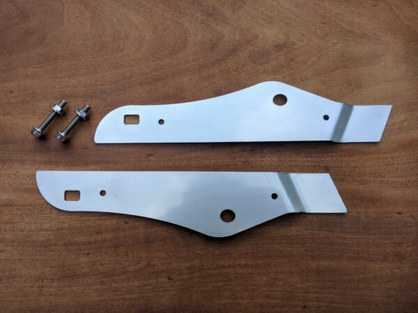 Wing-to-bumper mounting brackets - For Mercedes SLK R170