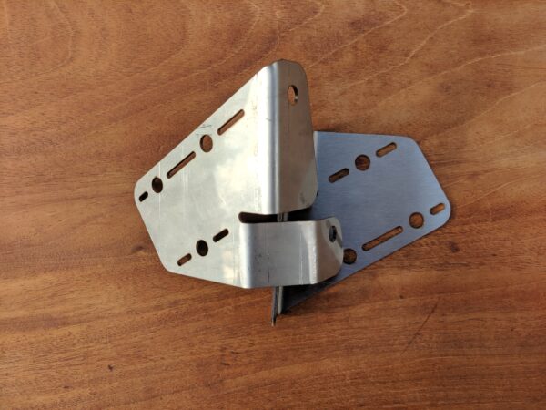 Wing-to-body mounting brackets - For Mercedes SLK R170 - Image 2