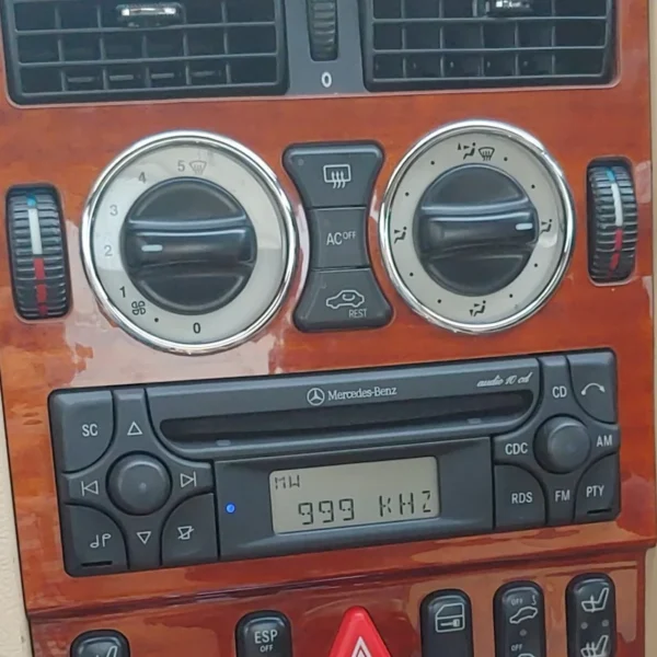 [Bluetooth] Mercedes Audio 10 CD - (Media controls and mic support)